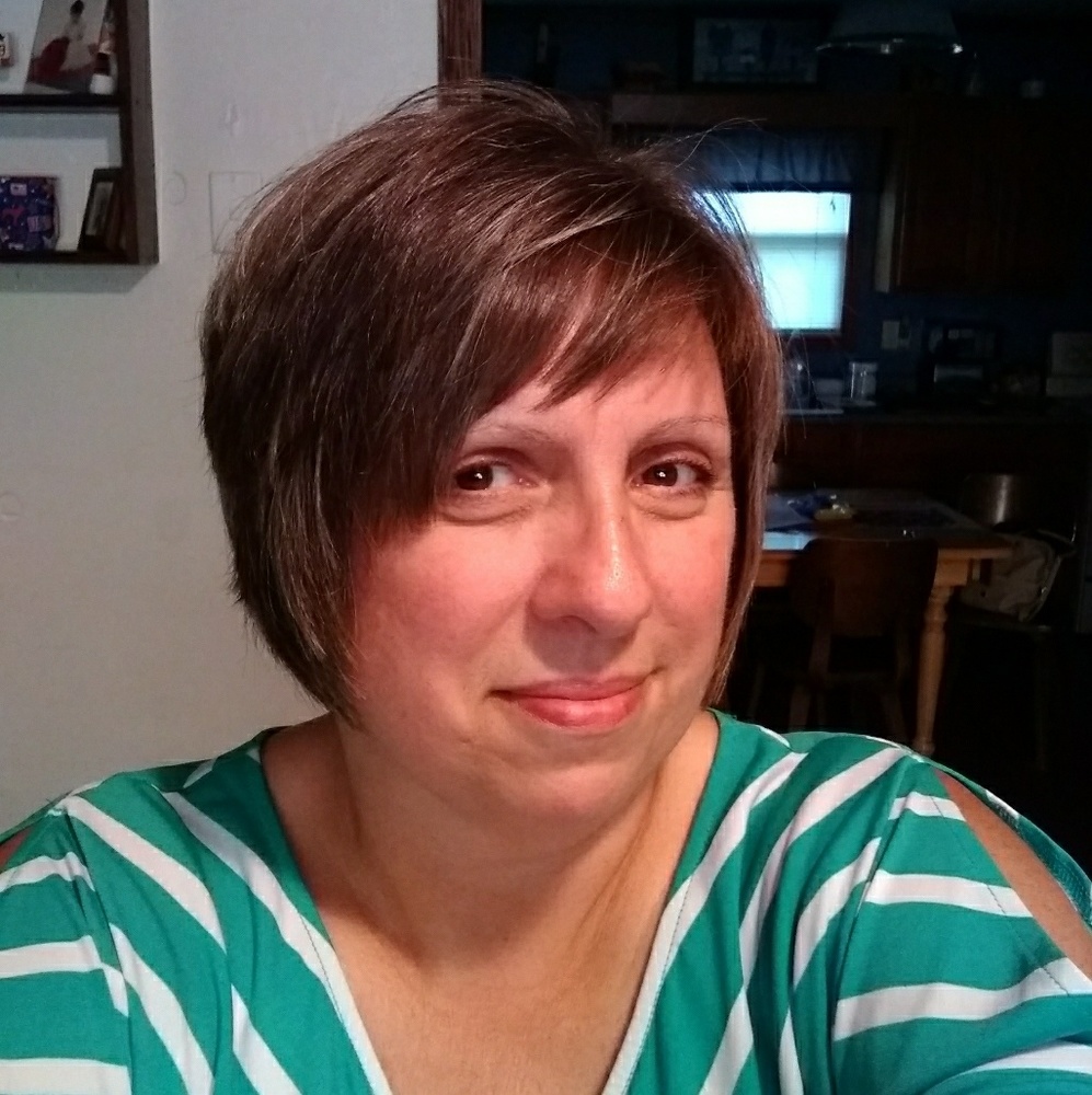 Meet your Posher, Elizabeth